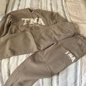 Aritzia TNA sweats and sweatshirt